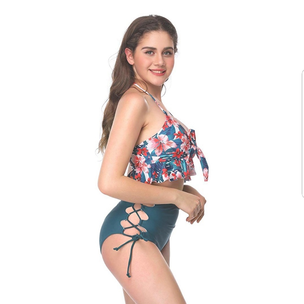 Women Tie Front Swimsuit Two Piece